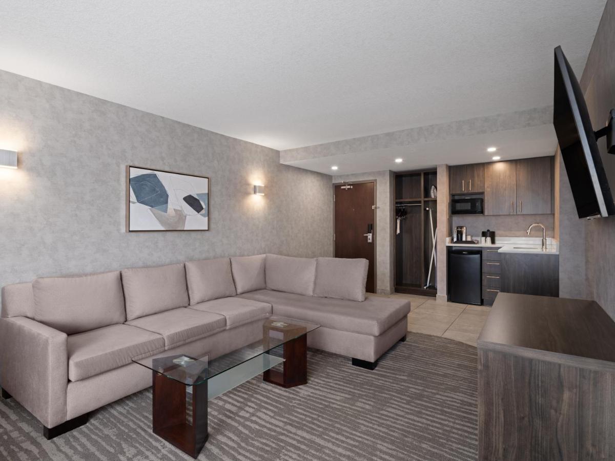 Holiday Inn Calgary Airport By Ihg Esterno foto