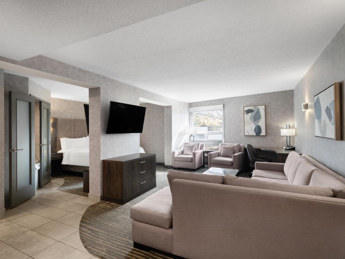 Holiday Inn Calgary Airport By Ihg Esterno foto