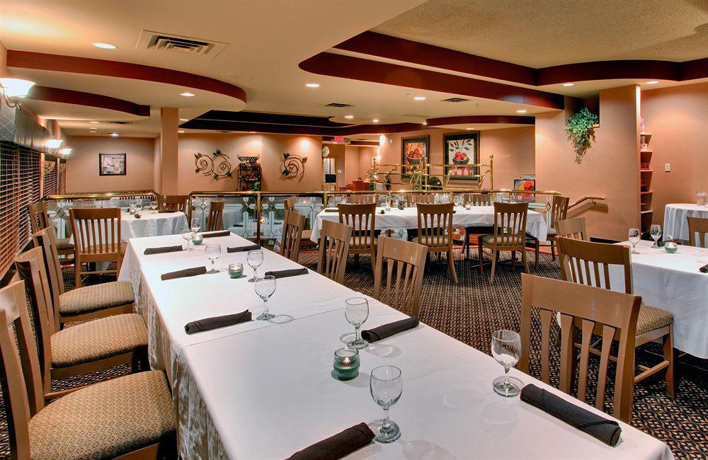 Holiday Inn Calgary Airport By Ihg Ristorante foto